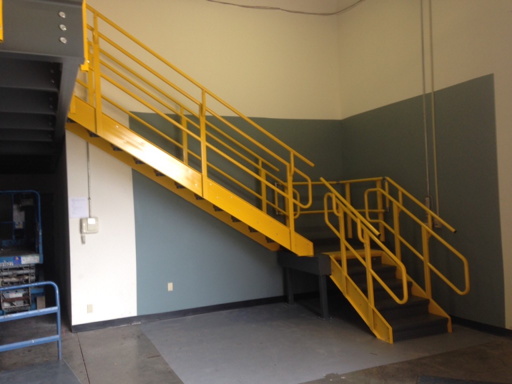 Finished L-shaped external IBC stair